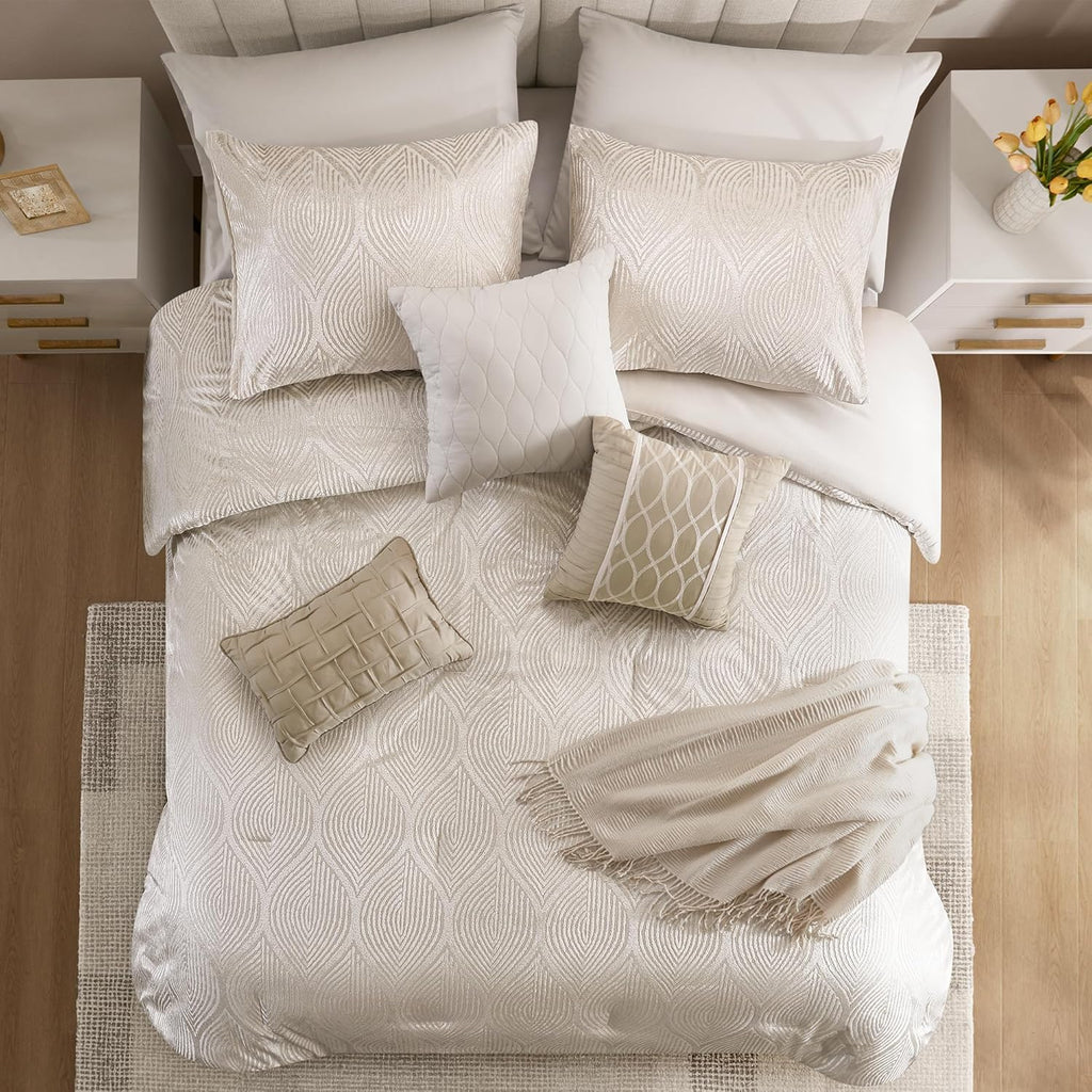 Madison Park 7-Piece Velvet Comforter Set, Jacquard Bedding Sets for All Season, Includes Comforter, Bed Skirt, Pillow Shams and Decorative Pillow, Queen/King/Cal King, Nocturne, Champagne | All Season