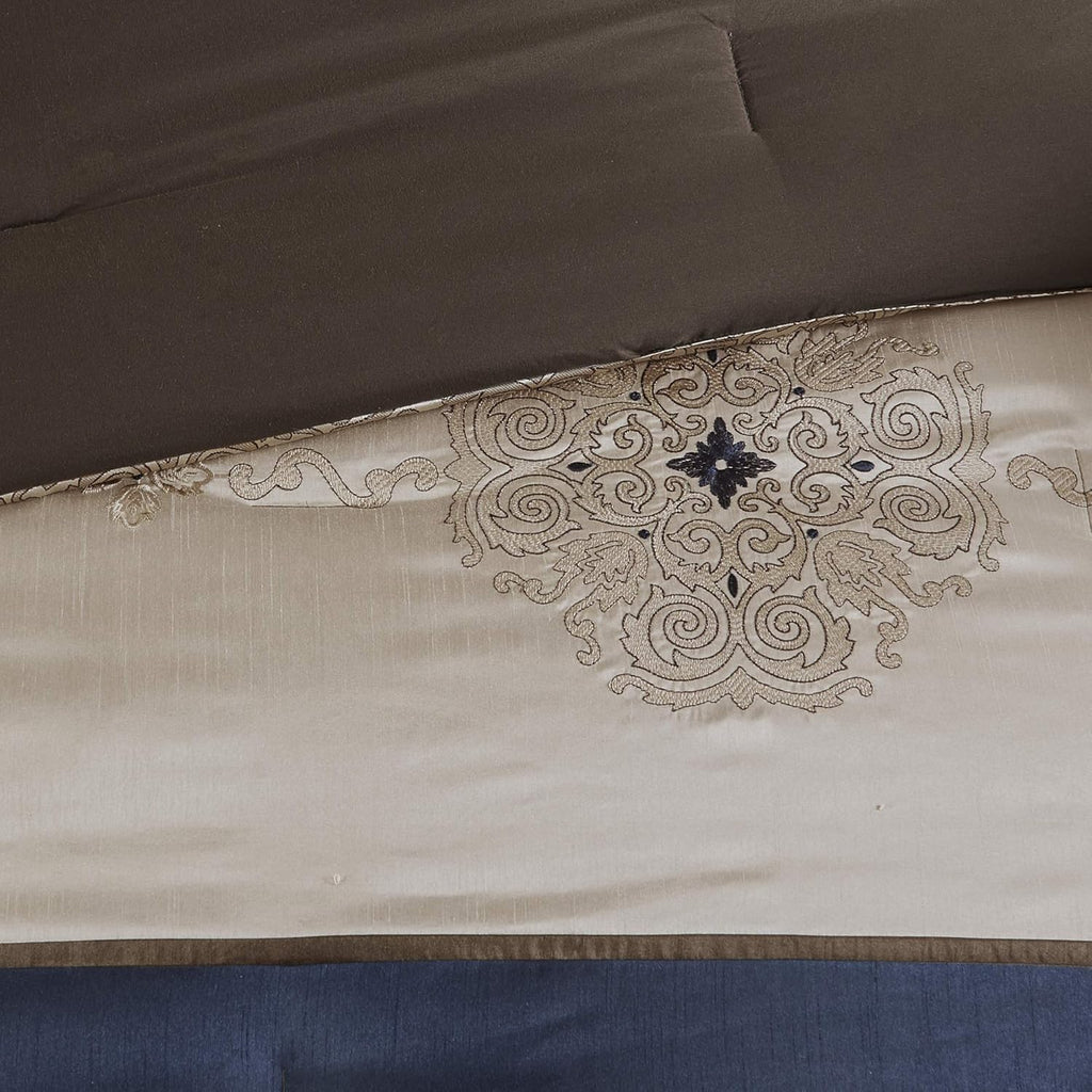 Madison Park Essentials Delaney 24-Piece Room In A Bag Comforter Set-Satin Jacquard All Season Luxury Bedding, Sheets, decorative pillows and Curtains, Valance, Queen (90 in x 90 in), Medallion Navy